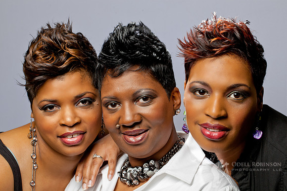 3 Divas-2